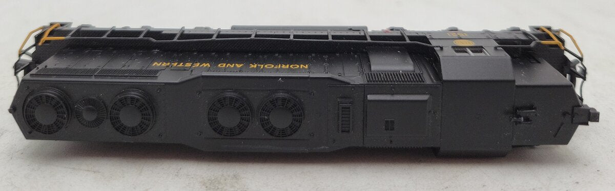 Atlas 49405 N Scale N&W SD-35 Diesel Locomotive #1521 LN/Box