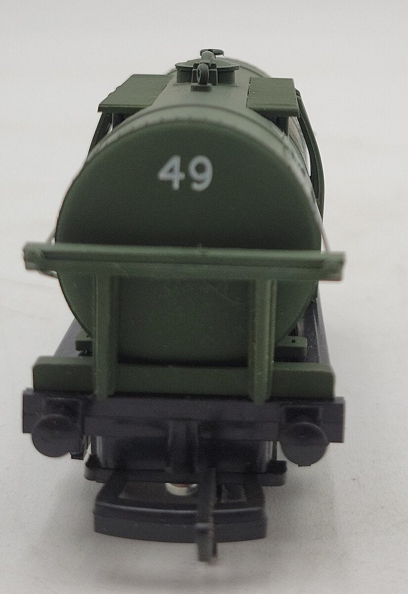 Main Line 37-147 OO Scale Crosfield Chemicals Tank Car #49 EX/Box