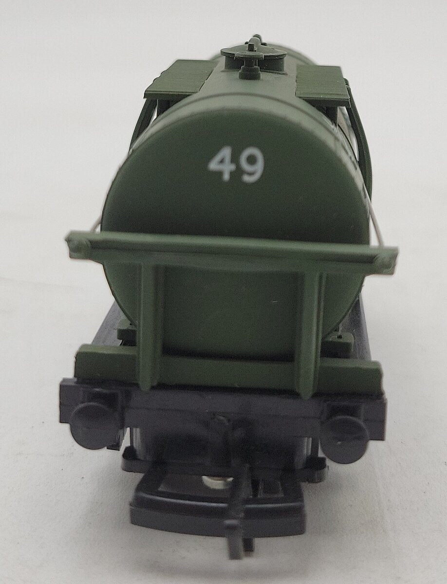 Main Line 37-147 OO Scale Crosfield Chemicals Tank Car #49 EX/Box