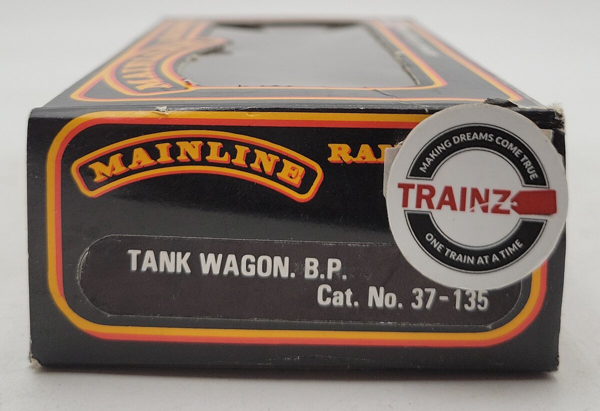 Main Line 37-135 OO Scale British Petroleum Tank Wagon #5049 LN/Box