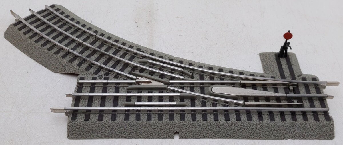 Lionel 6-12018 O-36 Right Hand Manual FasTrack Switch Turnout LN/Box