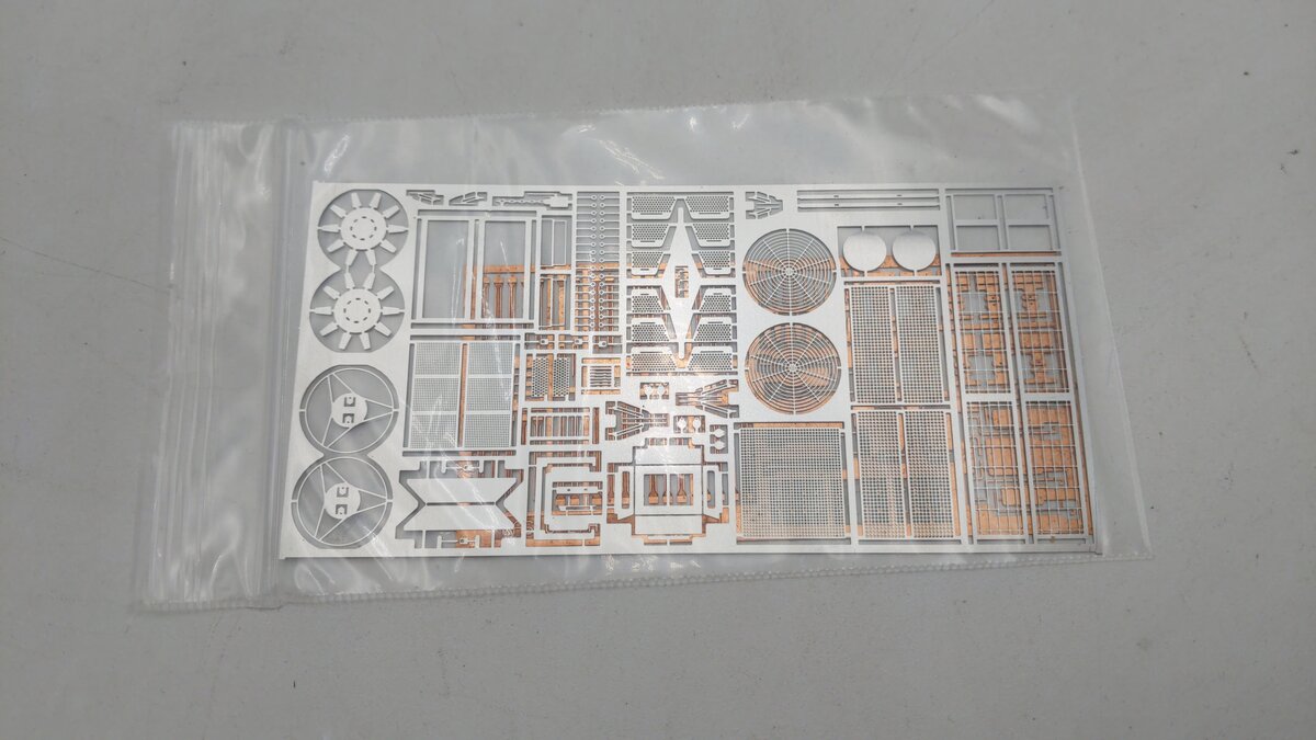 Kaslo Shops HL-19b HO EMD SDL-39 Diesel Locomotive Kit (Undecorated) w/Sound MT/Box