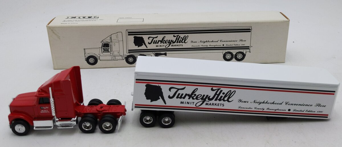 Ertl 7520 1:64 Scale Turkey Hill Navistar Tractor w/ Trailer NIB