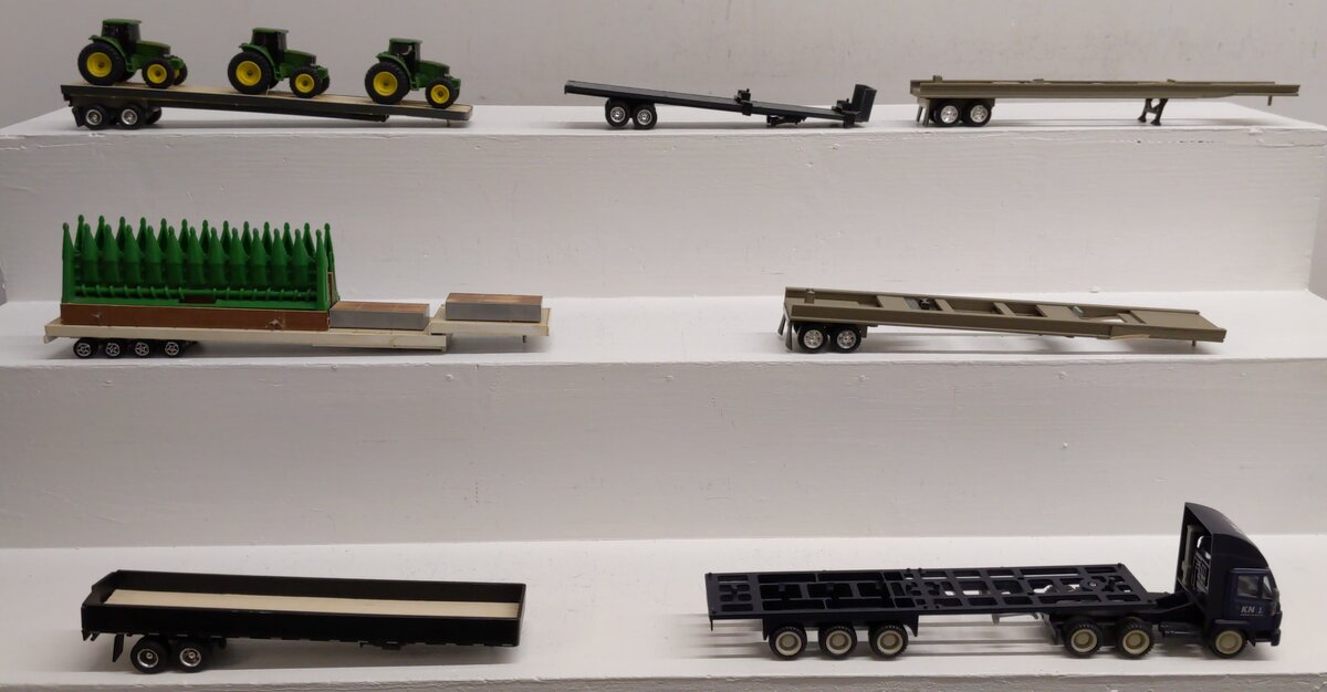 Assorted Trailers W/ Loads [7] EX