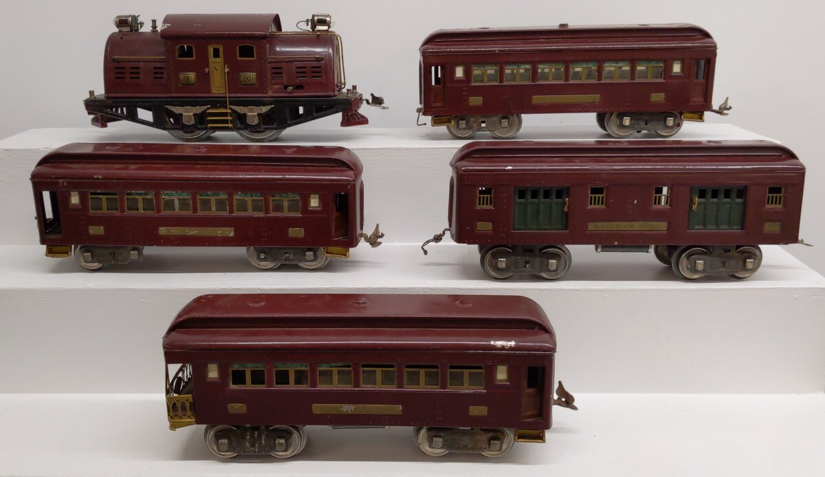 Lionel 380 Vintage Standard Gauge 0-4-0 Electric Locomotive Set