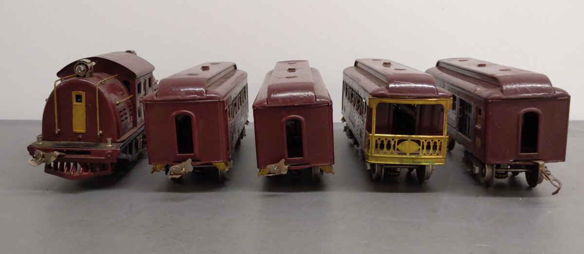 Lionel 380 Vintage Standard Gauge 0-4-0 Electric Locomotive Set