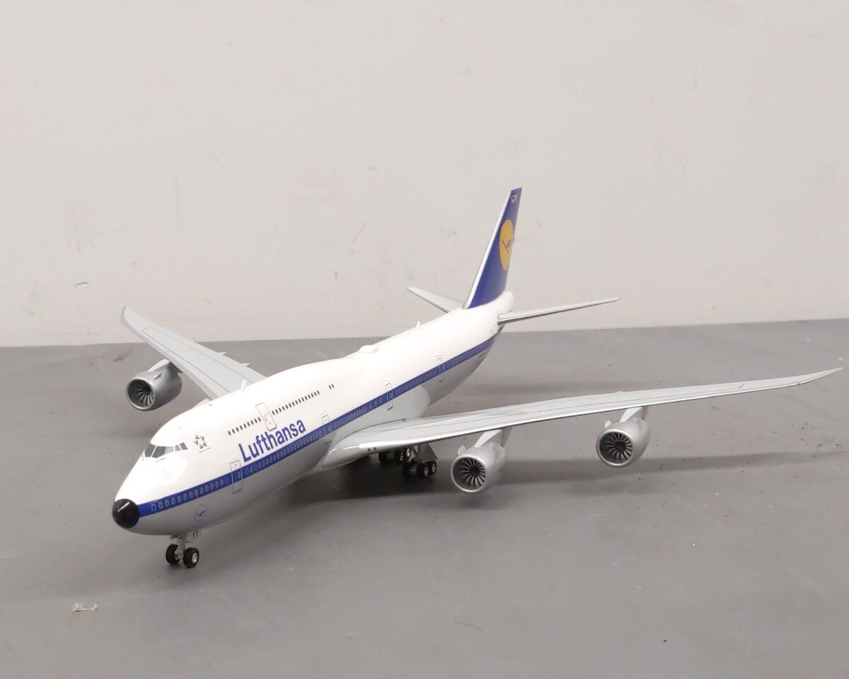 Herpa 557221 1:200 Lufthansa Boeing 747-8 D-ABYT Aircraft EX/Box