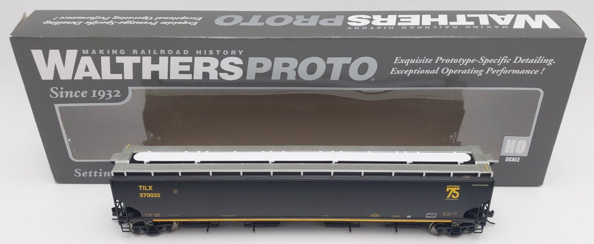 Walthers 920-105859 HO TILX 67' Trinity 6351 4-Bay Covered Hopper RTR #570032 EX/Box
