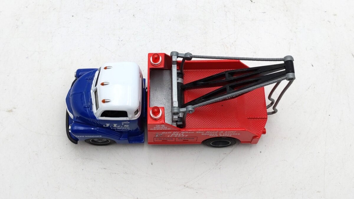 Lionel 426000 1:48 ERTL Lionelville Chevrolet Tow Truck EX