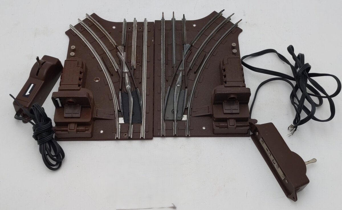 Lionel 6-5125 O27 Gauge Pair of 5121/5122 RC Switches VG