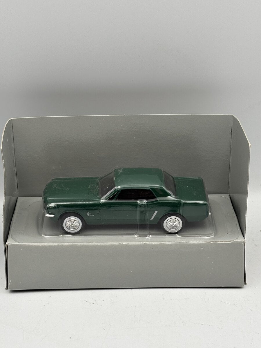Ertl 2820 1:43 Die-Cast 1964 1/2 Ford Mustang LN/Box