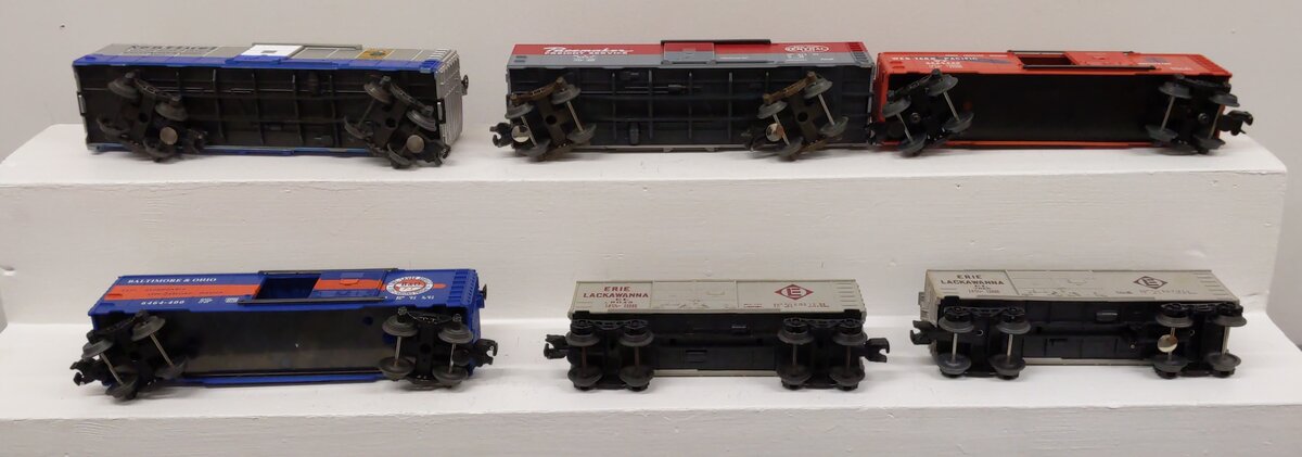 Lionel O Gauge Assorted Boxcars [6] EX