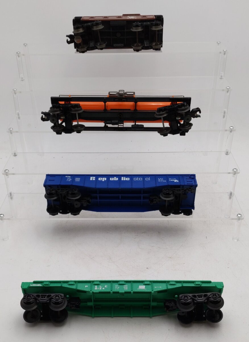 Lionel O Gauge Assorted Freight Cars [4] EX