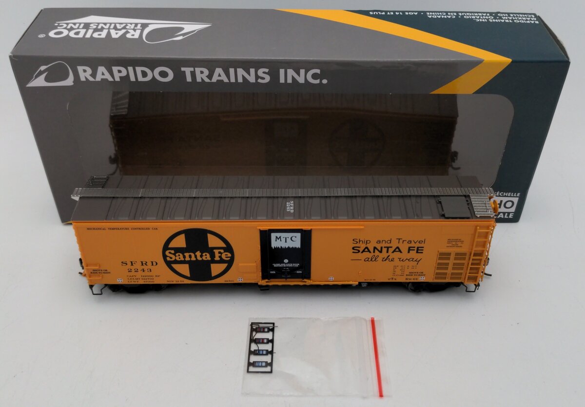 Rapido Trains 156010A HO SF "Santa Fe All The Way" RR-61 Mechanical Reefer #2243 LN/Box