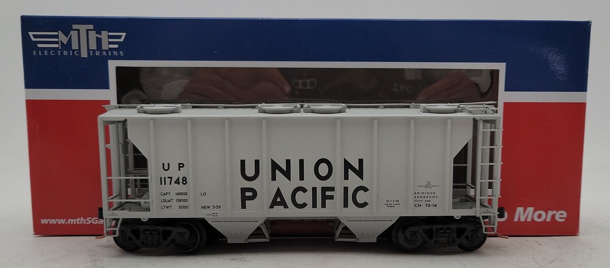 MTH 35-75046 S Union Pacific Ps-2 Hopper Car #11748 EX/Box