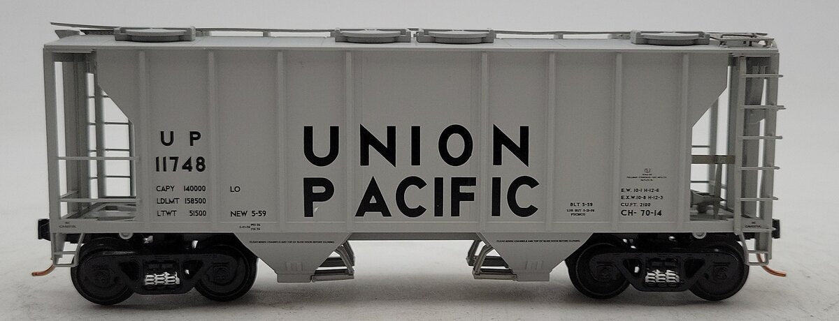 MTH 35-75046 S Union Pacific Ps-2 Hopper Car #11748 EX/Box