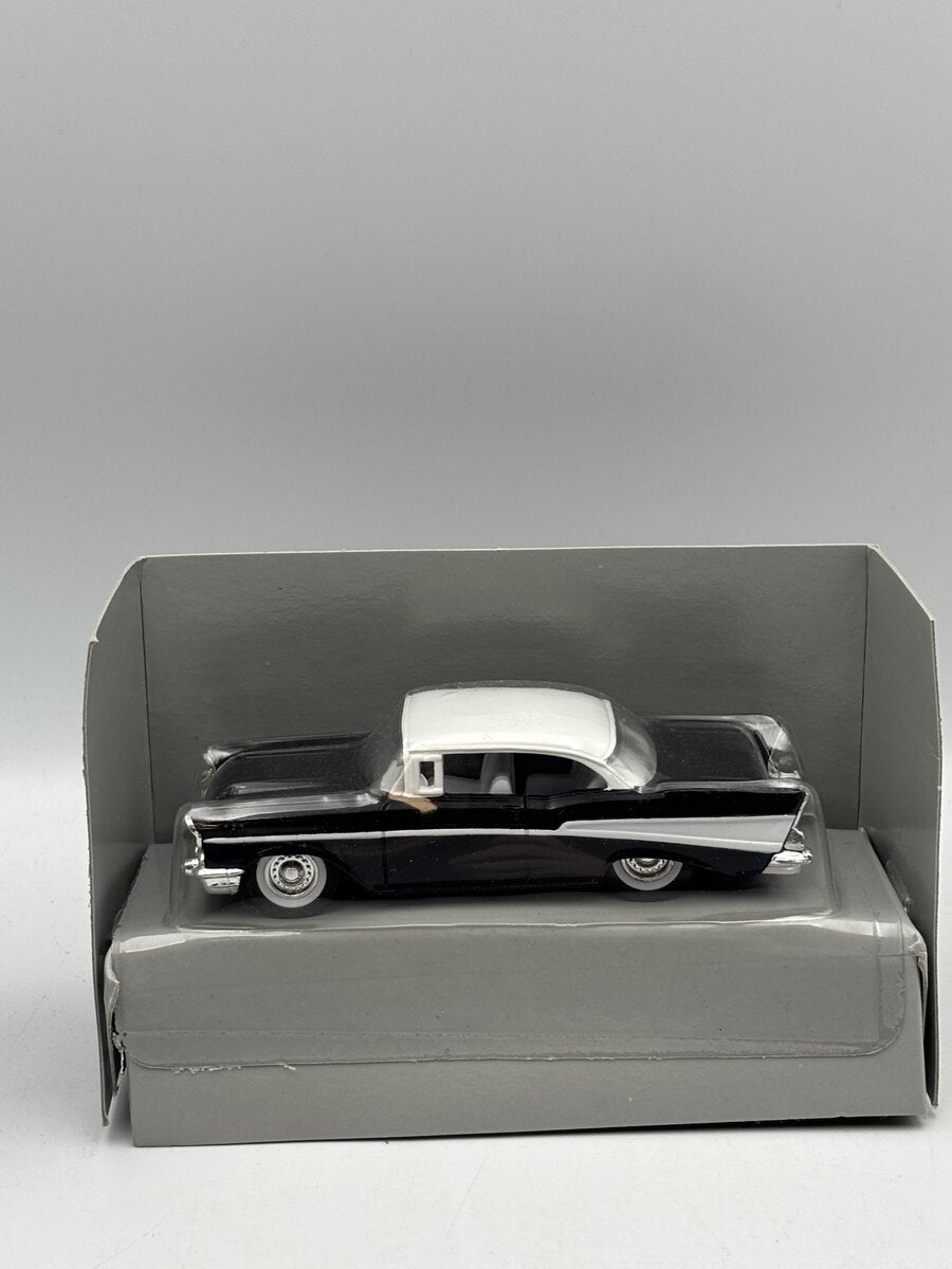 Ertl 2816 1:43 Black 1957 Chevrolet Bel Air Sport Coupe LN/Box