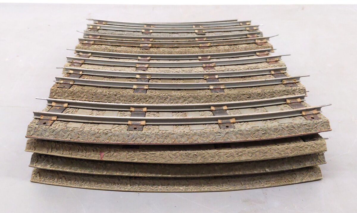 American Flyer 727 Vintage S Curved Rubber Roadbed Sections w/ Track (23)