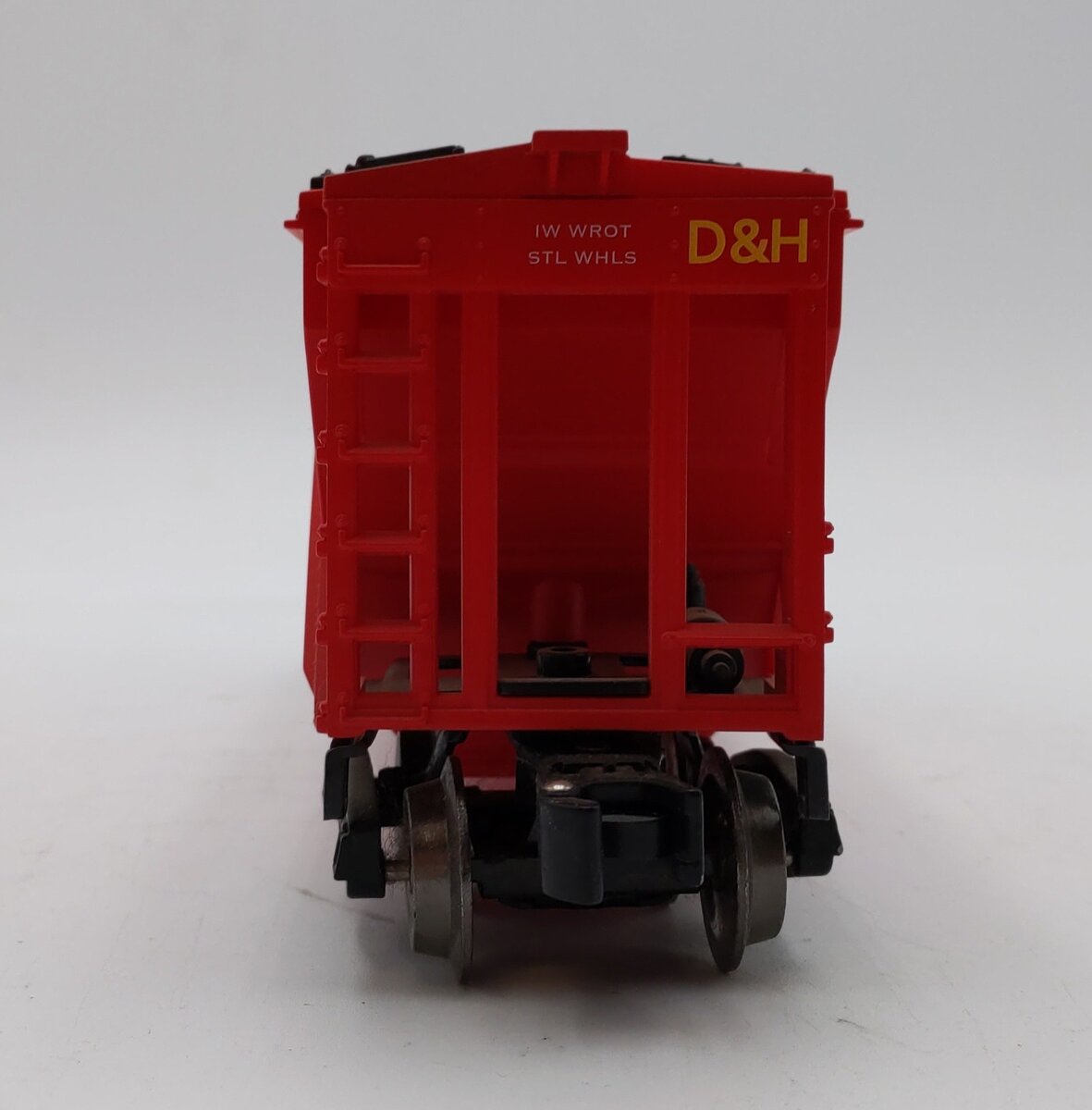 Menards 279-3582 O Delaware & Hudson Covered Hopper Car #15507 LN