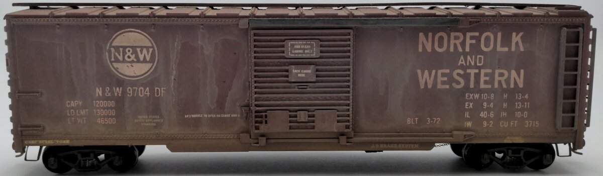 Downs Model RR 9704 S Scale Norfolk & Western Boxcar