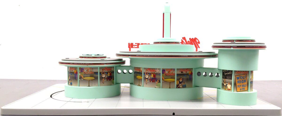 MTH 30-9188 O Mel's Operating Drive-In Diner EX/Box