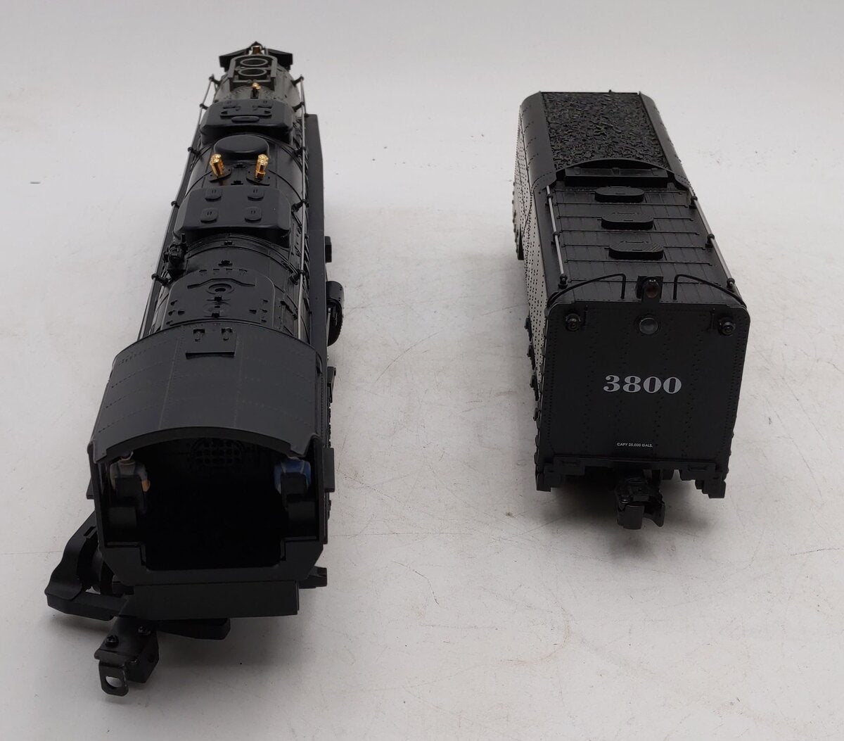 Lionel 6-38014 O Gauge D&RG 4-6-6-4 Steam Locomotive & Tender #3800 with TMCC EX