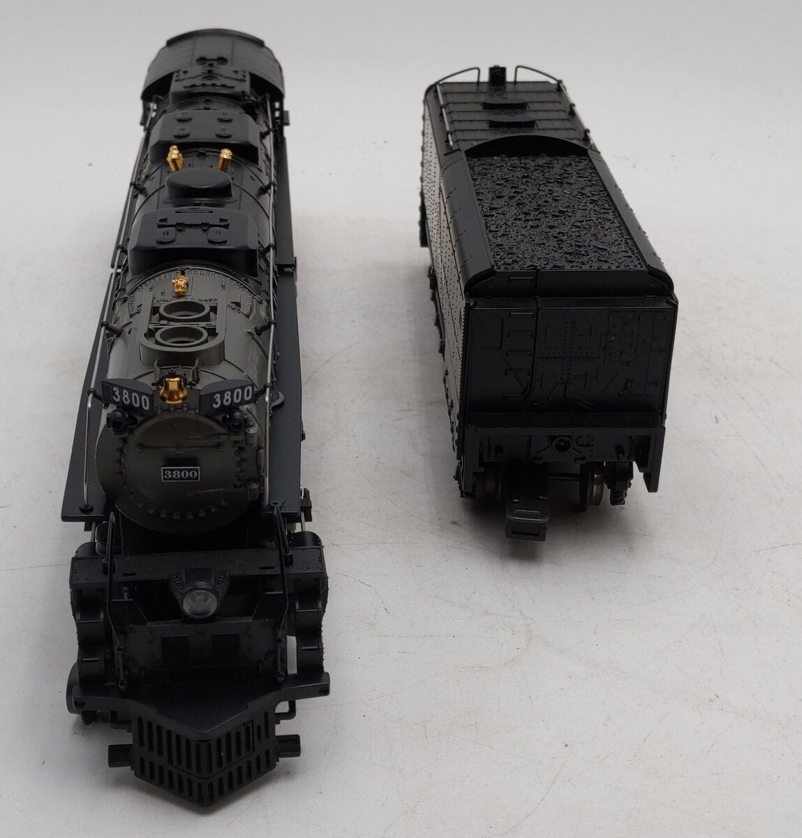 Lionel 6-38014 O Gauge D&RG 4-6-6-4 Steam Locomotive & Tender #3800 with TMCC EX