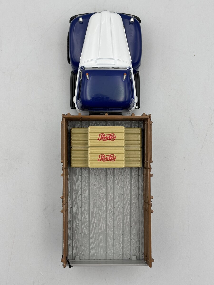 First Gear 19-1091 1:34 1951 Ford F-6 Full Rack Stake Truck Pepsi-Cola LN/Box