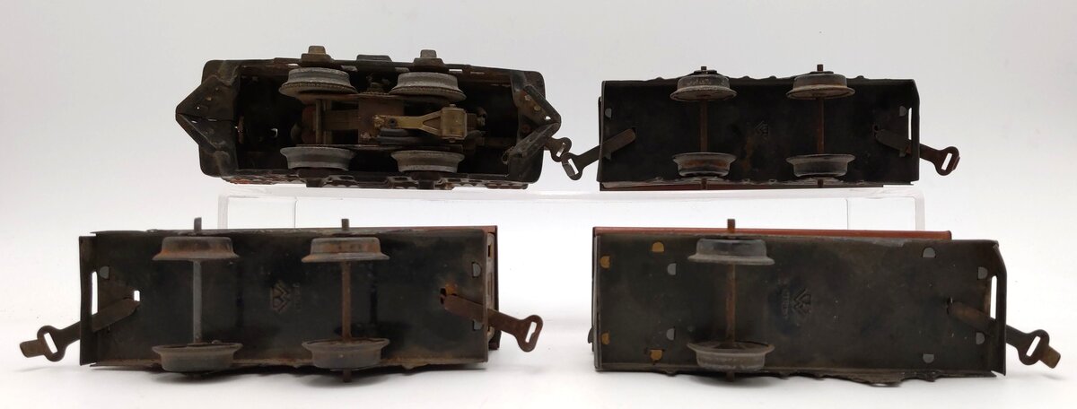 Bing O Gauge Pennsylvania Lines Cast Iron Locomotive & Tin Passenger Cars [4]