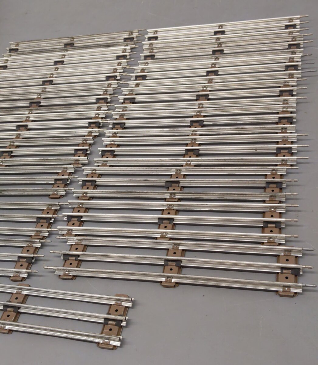 Lionel & K-line Assorted O-27 Curve and Straight Track [58] VG