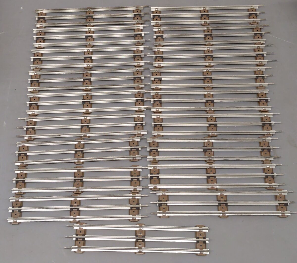 Lionel & K-line Assorted O-27 Curve and Straight Track [58] VG