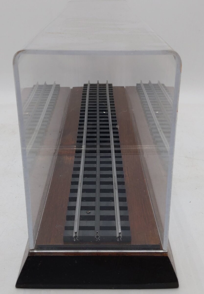 Lionel O Gauge Union Pacific 4-8-4 "Northern" Locomotive 1935-1950 Display Case EX