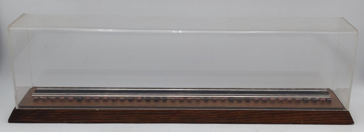 O Gauge Union Pacific Wood and Acrylic Display Case EX