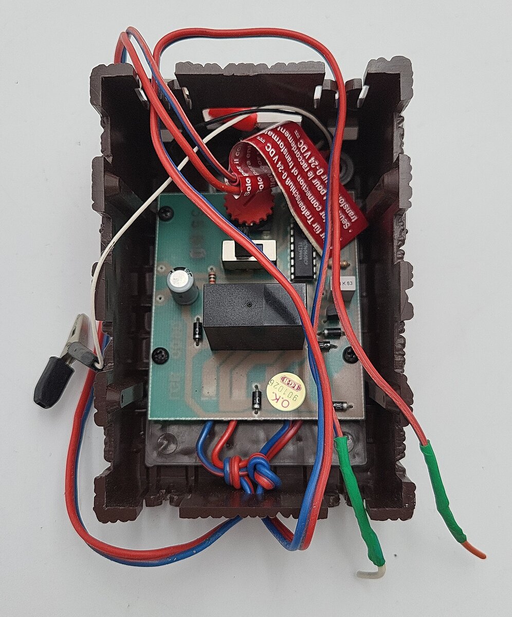 LGB 1031 G Scale Bumper with Signal Light and Cover EX