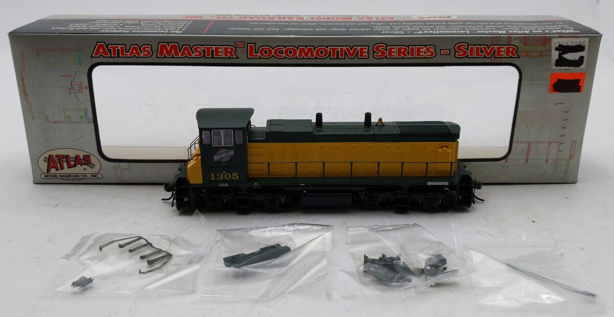 Atlas 9904 HO Scale Chicago &North Western MP -15DC Locomotive #1305 LN/Box