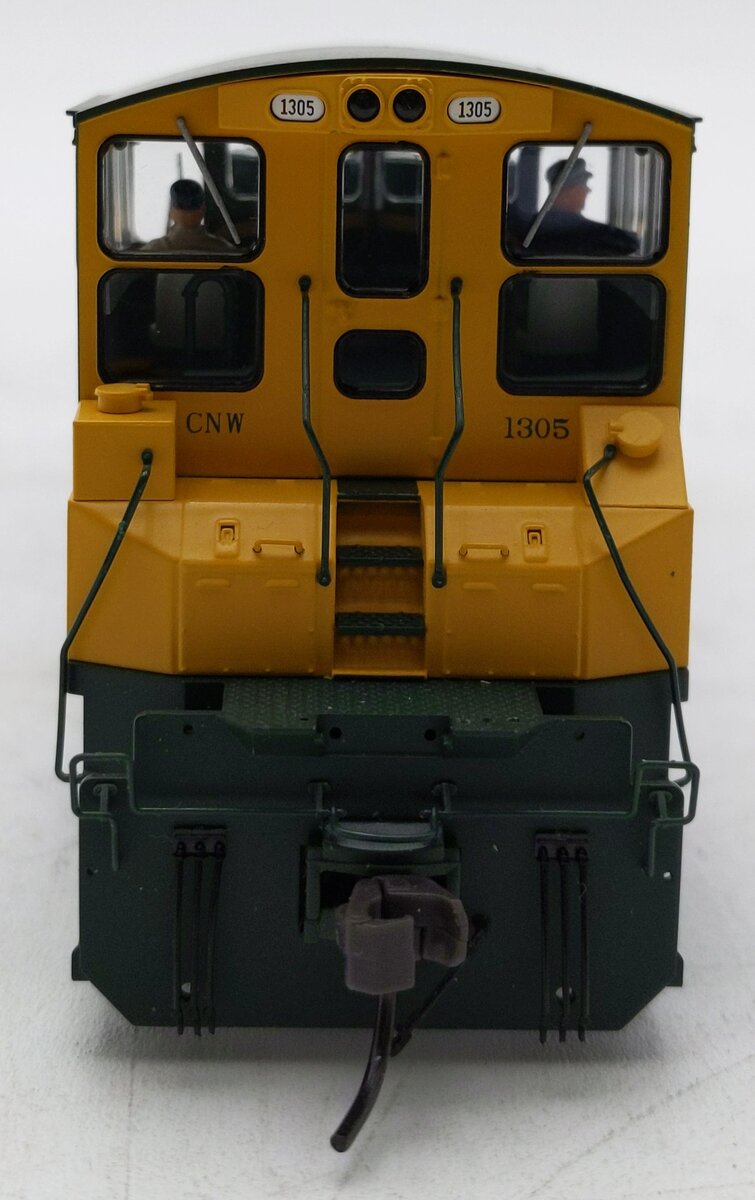 Atlas 9904 HO Scale Chicago &North Western MP -15DC Locomotive #1305 LN/Box