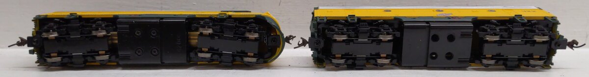Athearn 80392 HO Scale C&NW F7A-F7B Diesel Locomotive #415, #322 LN/Box