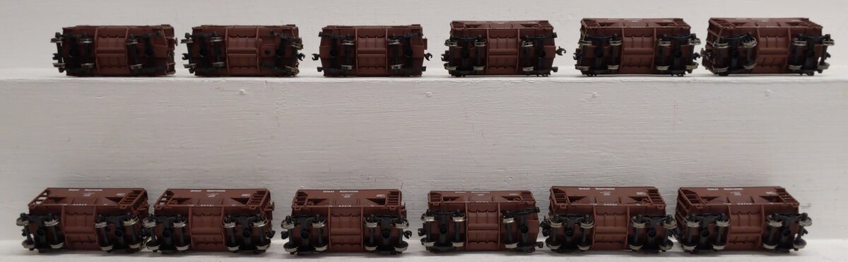 Walthers 932-4477 Great Northern HO Gauge 12 Ore Car Set EX/Box