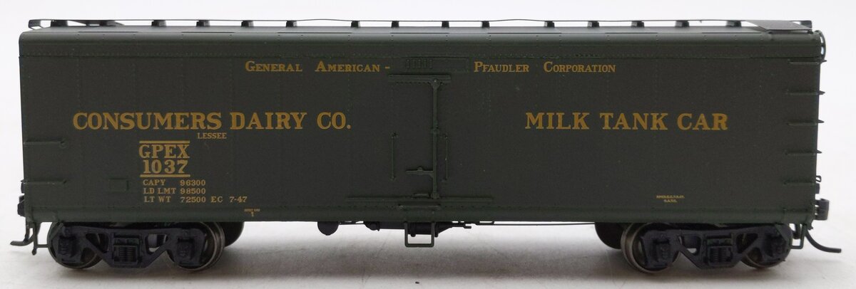 InterMountain 48203-01 HO Scale Consumer's Dairy Co. Milk Car #1037 EX/Box