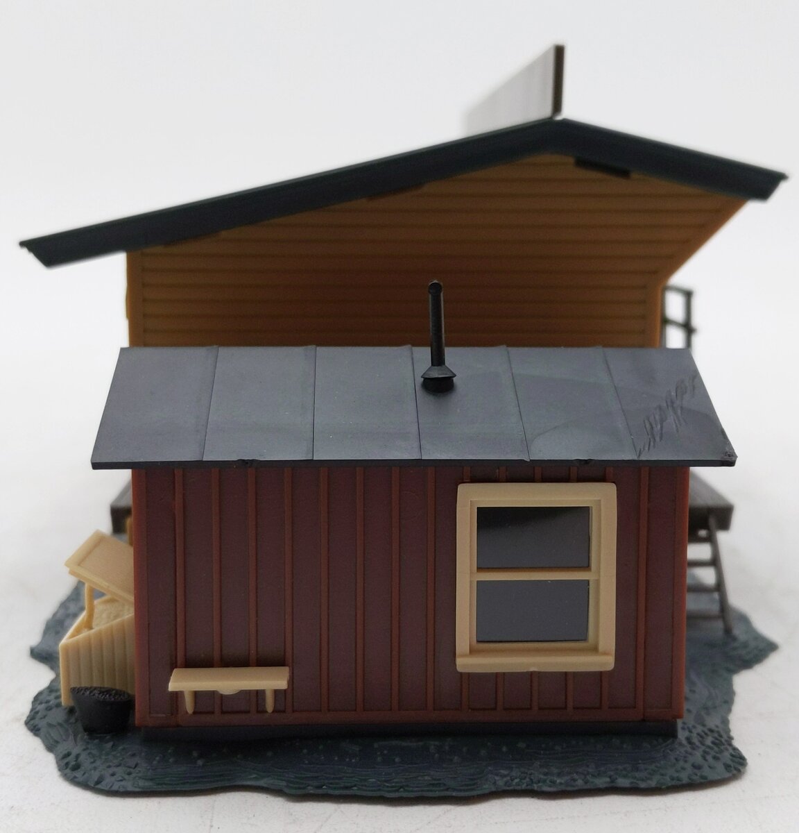 Atlas 650 HO Trackside Lumber Yard & Office Ready Built Building LN/Box