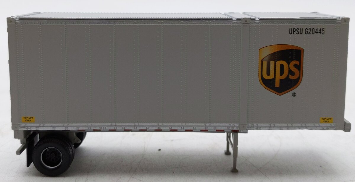 Athearn 29428 HO UPS 28' Container & Chassis #620445