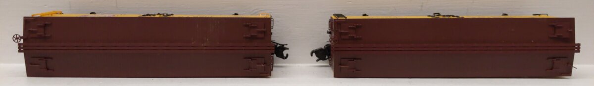 Atlas 6714 O Gauge Miller Beer Fridge Car 3-Rail #93000/93185 (Pack of 2) EX/Box
