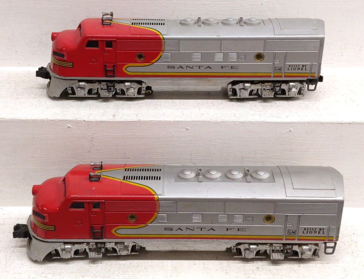 Lionel 2353 Vintage O Santa Fe F-3 AB Diesel Locomotive Set VG