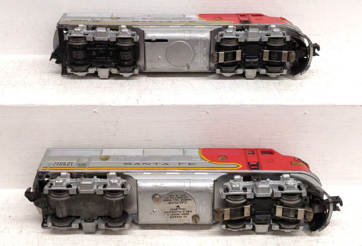 Lionel 2353 Vintage O Santa Fe F-3 AB Diesel Locomotive Set VG