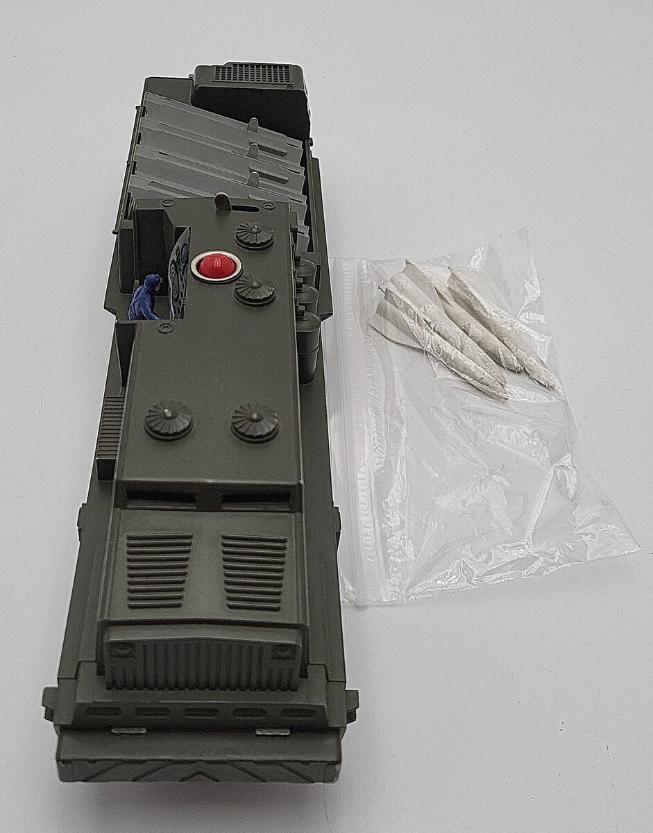 Lionel 45 Vintage O Olive Drab USMC Mobile Missile Launcher VG