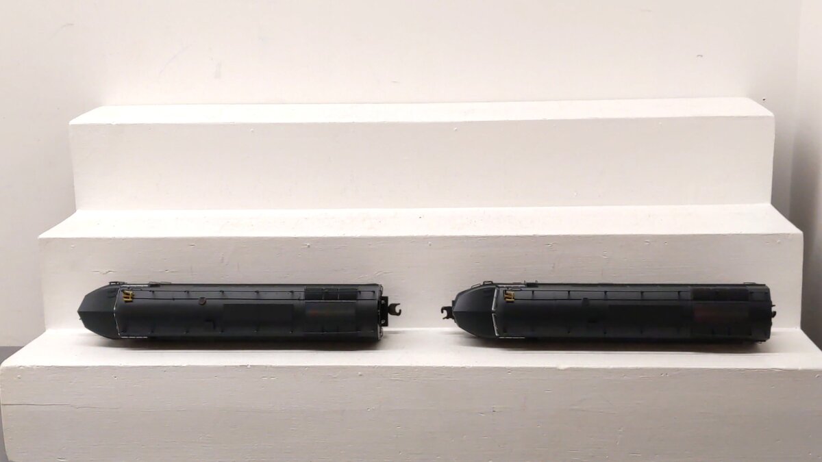 Lionel 6-14532 O Lionel Century Club Pennsylvania Sharknose AA Locos #9744/9745 LN