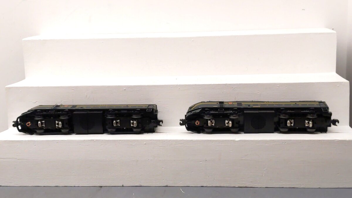 Lionel 6-14532 O Lionel Century Club Pennsylvania Sharknose AA Locos #9744/9745 LN