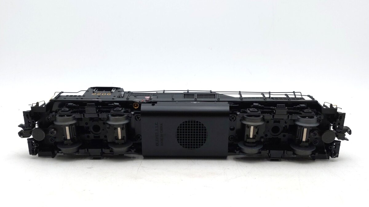 Lionel 6-28859 O Gauge Pennsylvania Non-Powered GP30 Diesel Locomotive #2206 LN/Box