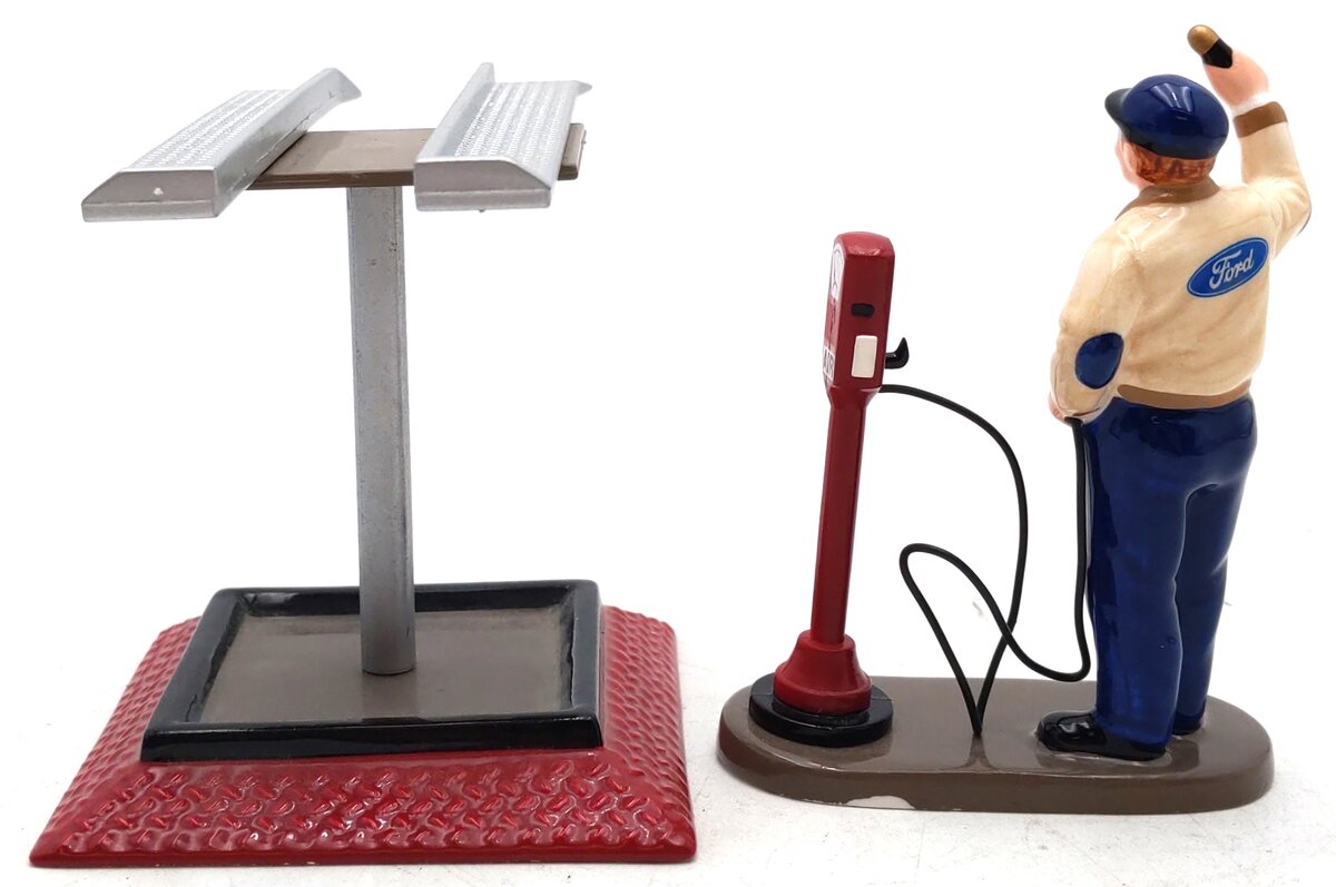 Dept. 56 Snow Village Ford Service Station (Set of 2) EX/Box