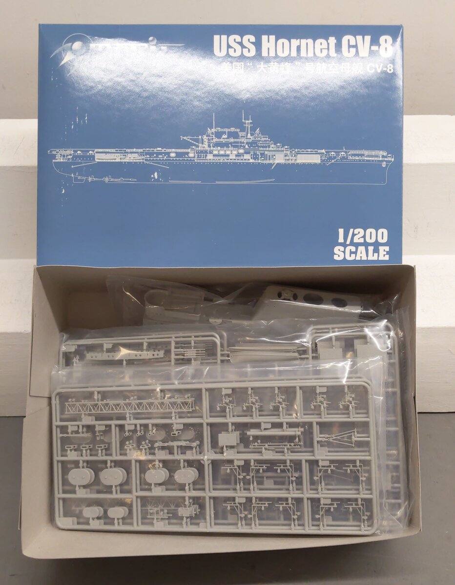 Merit International 62001 1:200 Scale USS Hornet CV-8 W/Decals Plastic Model Kit EX/Box